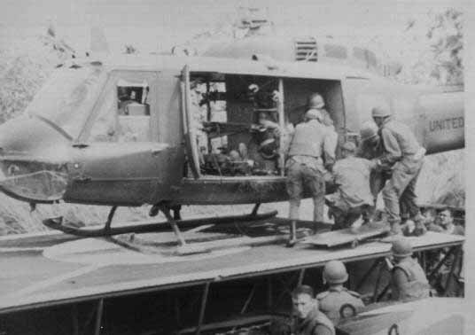 MedEvac off Tango- Sept-1967.jpg (23902 bytes)